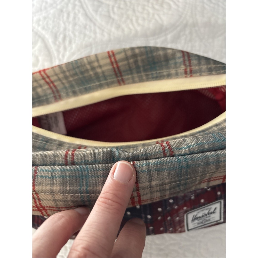 Herschel Supply Company, Plaid And Patterned Travel Tote 9" X 6" - Picture 8 of 9